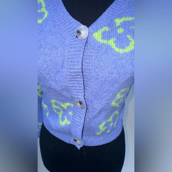 Art Class Long Sleeve Button Up Cardigan Sweater Purple Floral Girls Size Large - Picture 4 of 6